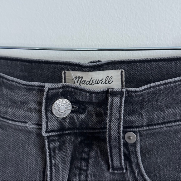 Madewell The Perfect Vintage Straight Jean Size 25 Petite Black Gray wash - Picture 3 of 10
